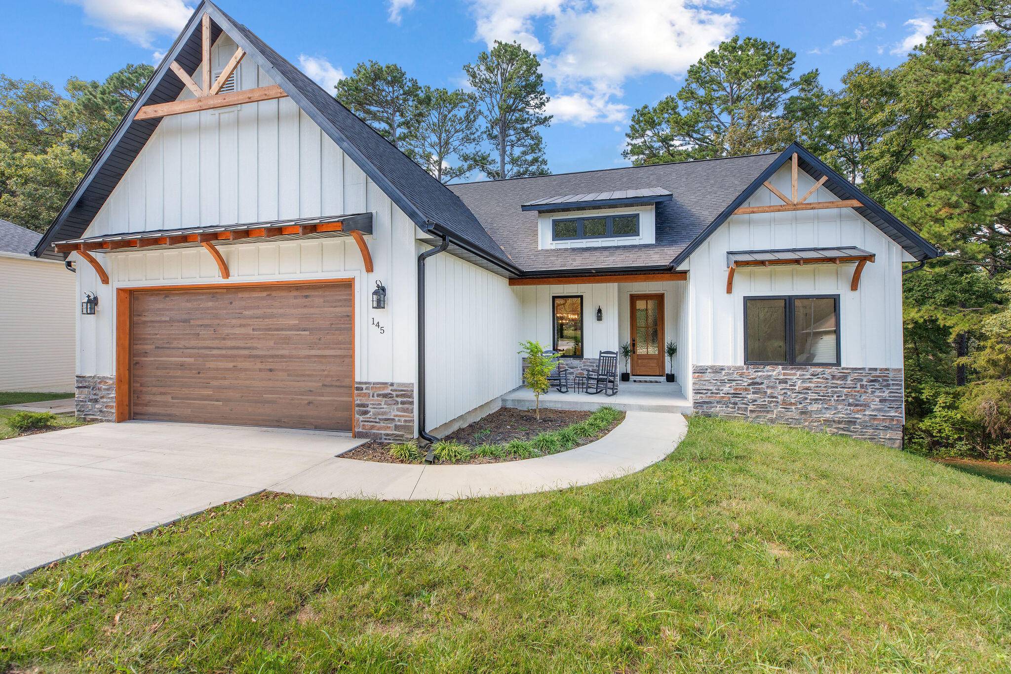 Hollister, MO 65672,145 Nathan DR