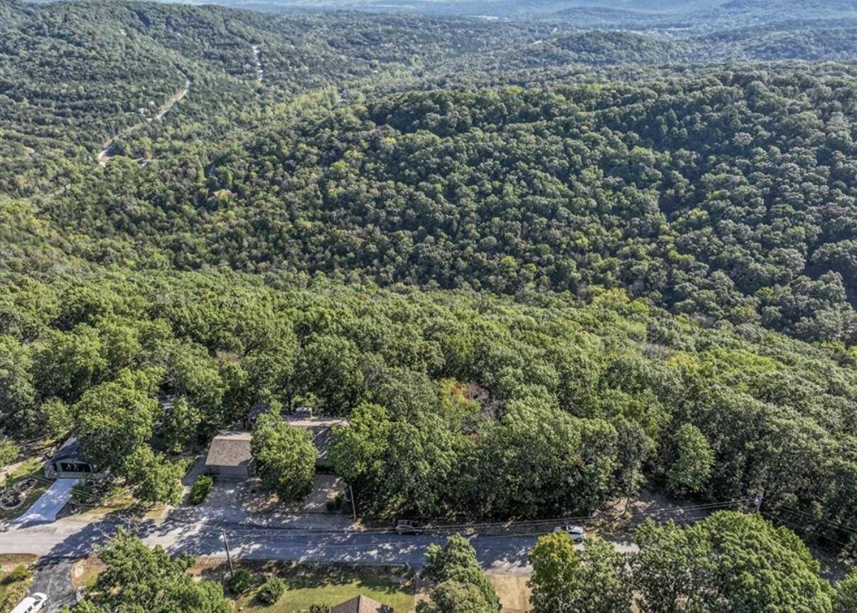 Holiday Island, AR 72631,18 Mission Hills LN