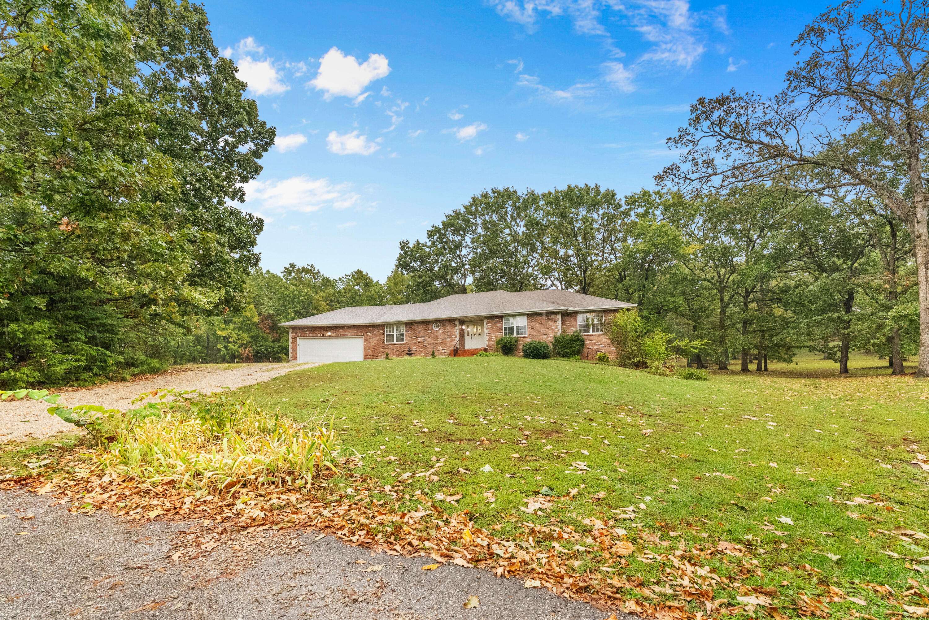 Marshfield, MO 65706,1740 N Pine ST