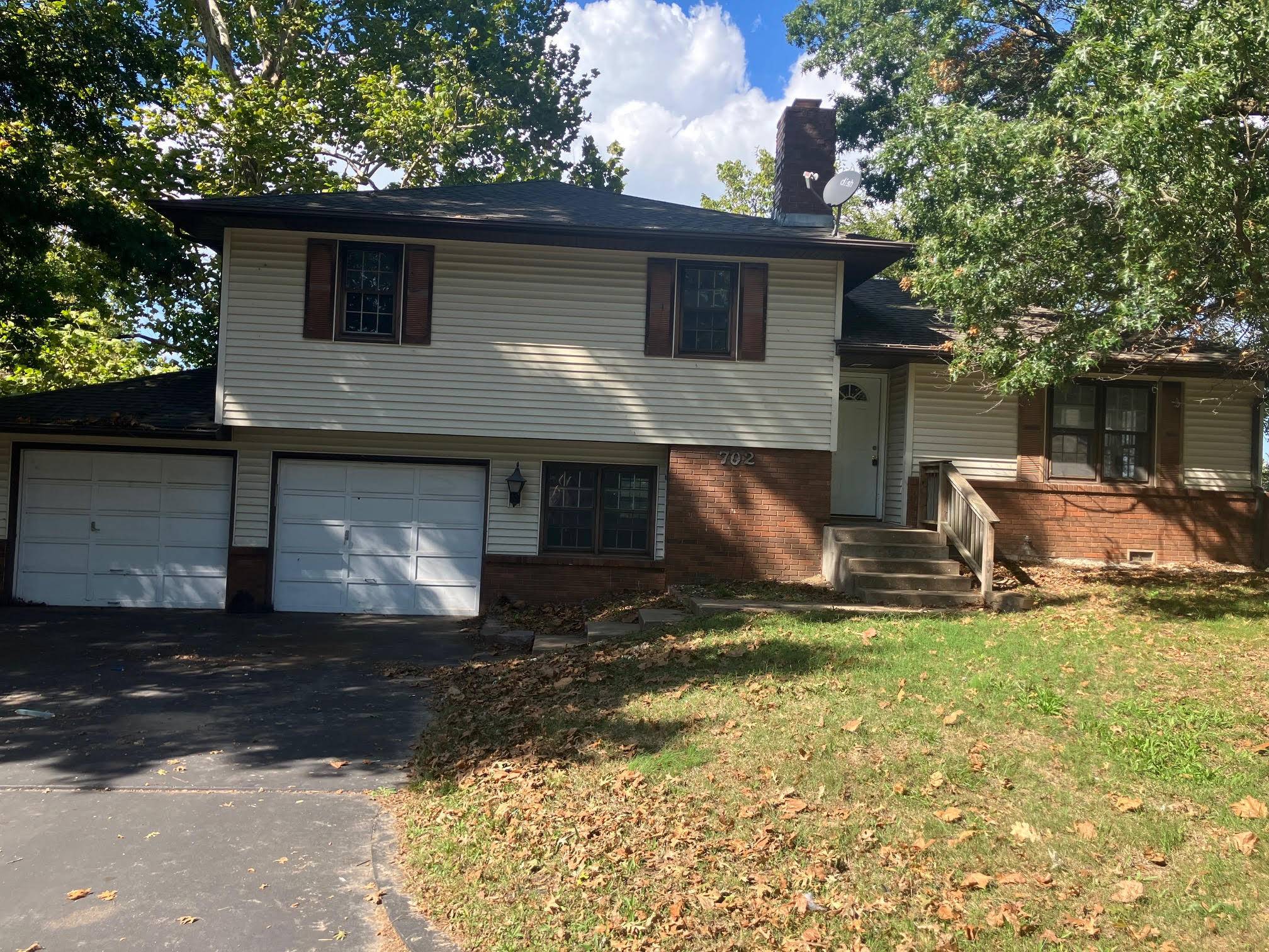 Monett, MO 65708,702 Crestview DR