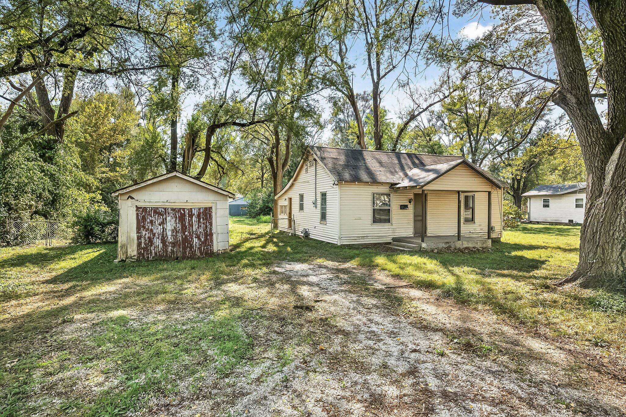 Springfield, MO 65802,2932 W Mount Vernon ST