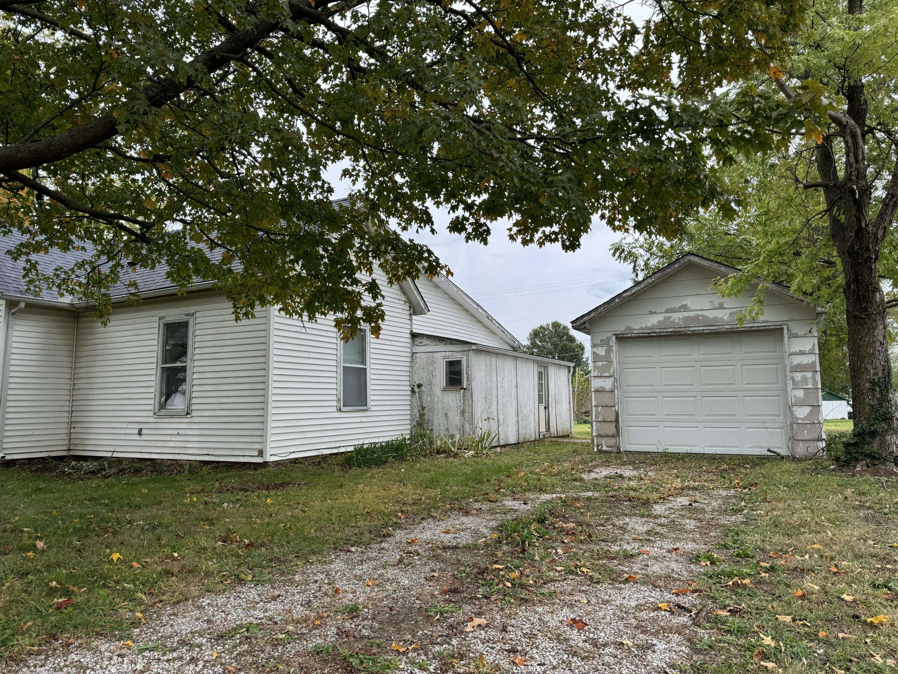 Billings, MO 65610,104 E Washington AVE