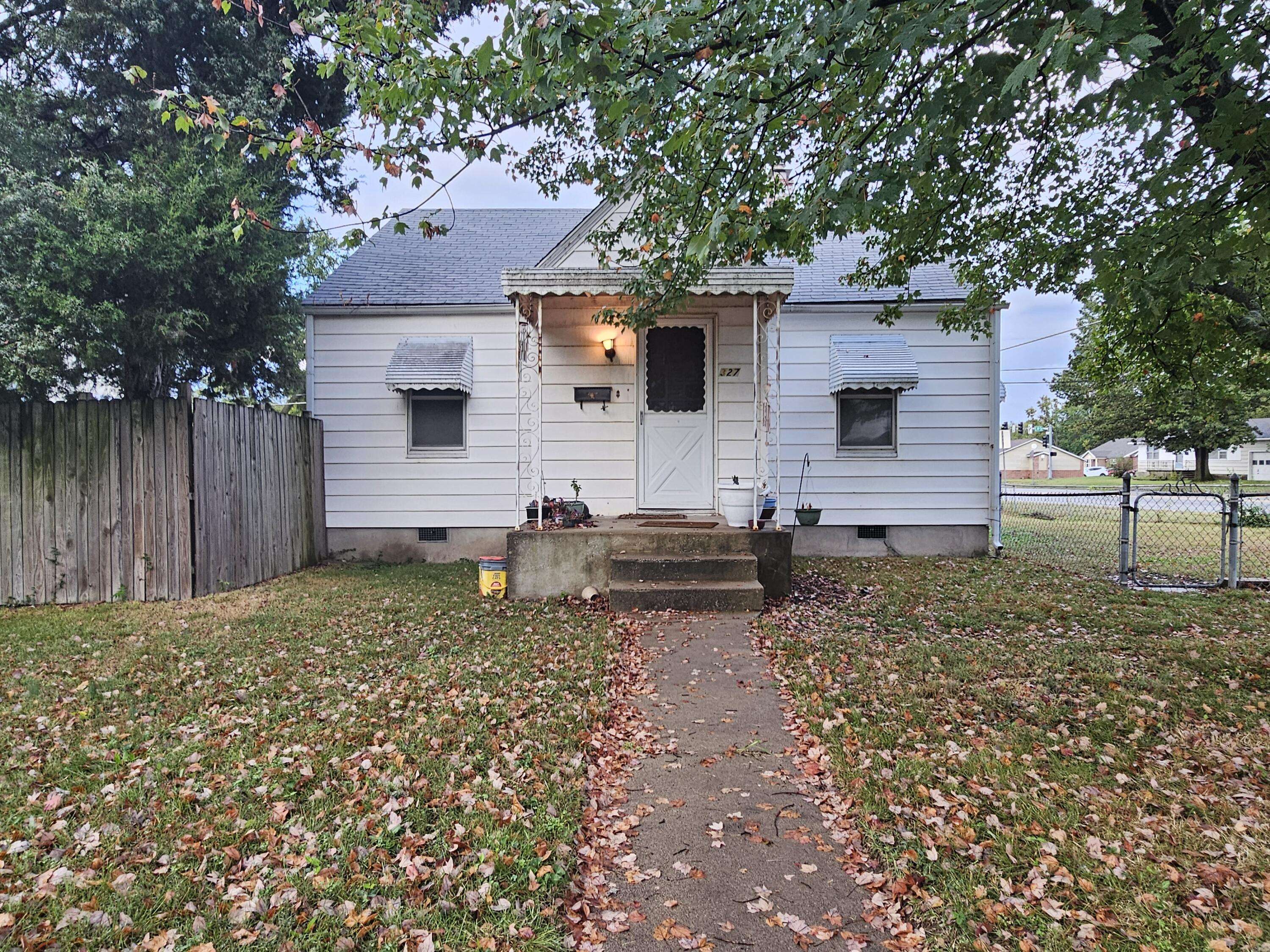 Joplin, MO 64801,327 S Brownell AVE