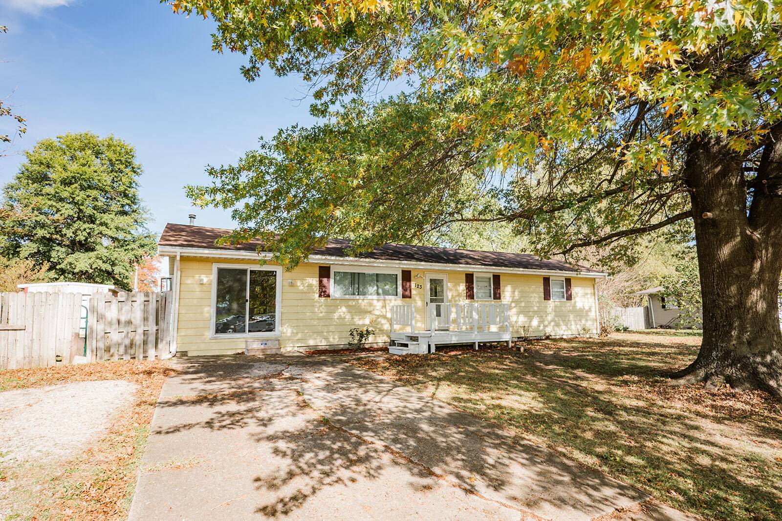 Marshfield, MO 65706,123 Wilson WAY