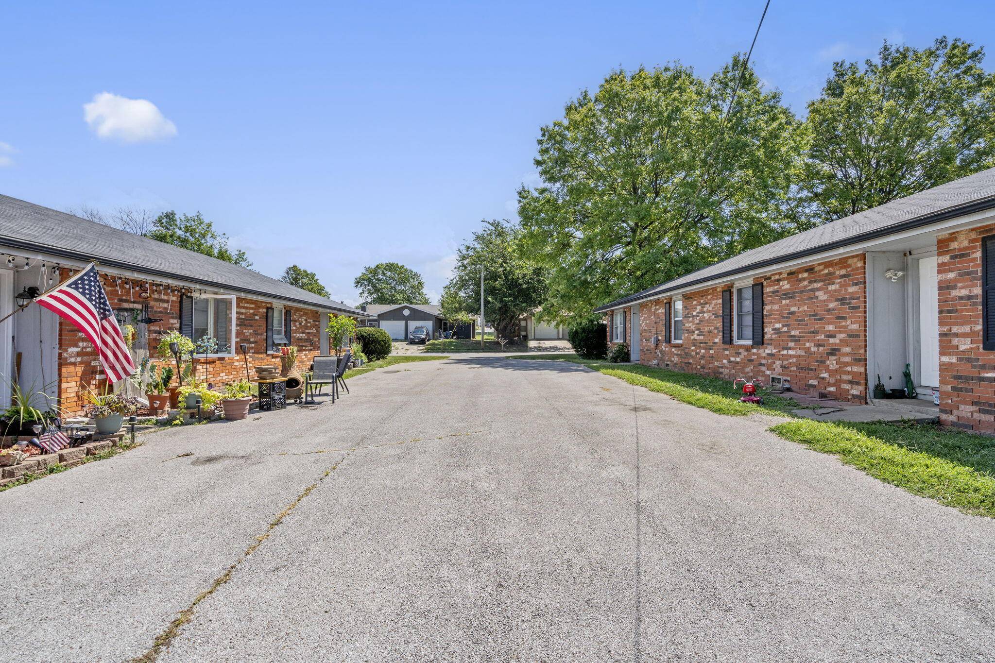 Springfield, MO 65802,1021 S Lexington AVE