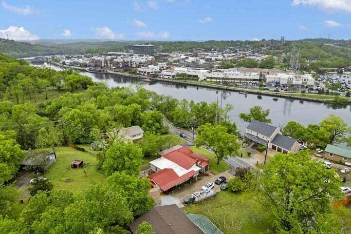 Branson, MO 65616,622 Lake Shore DR