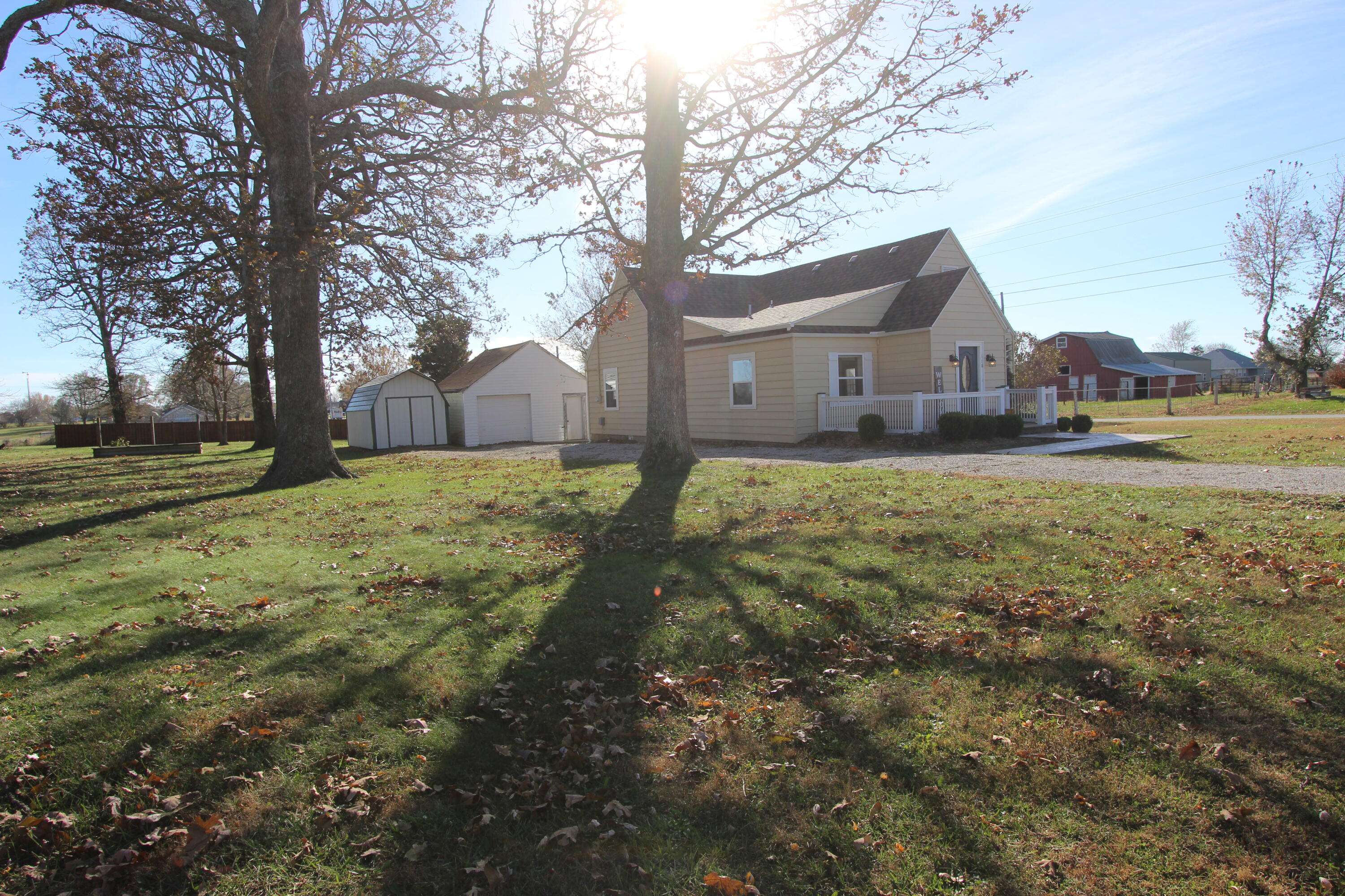 Seymour, MO 65746,114 E Kanel AVE