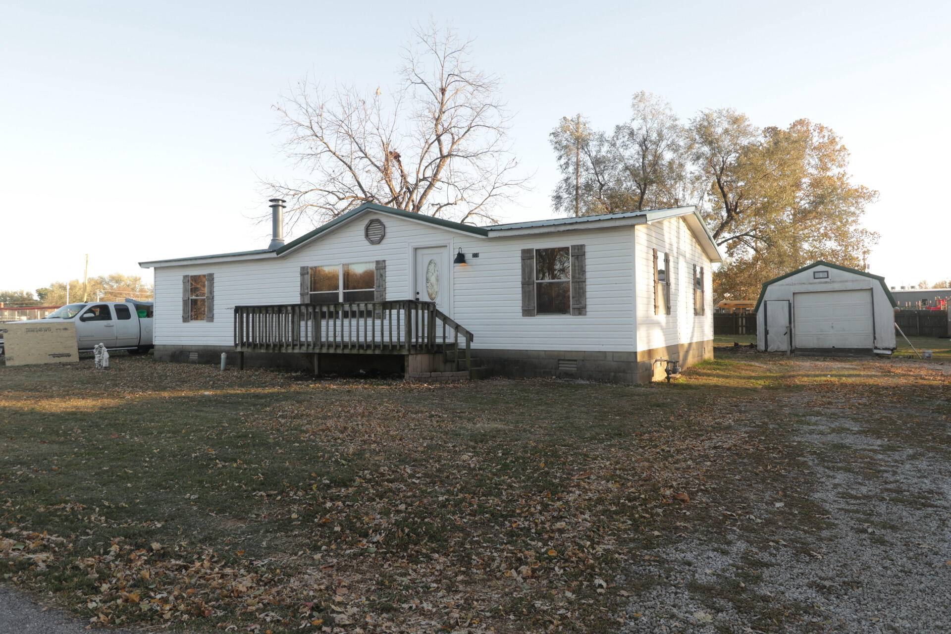 Walnut Grove, MO 65770,208 E Jean ST