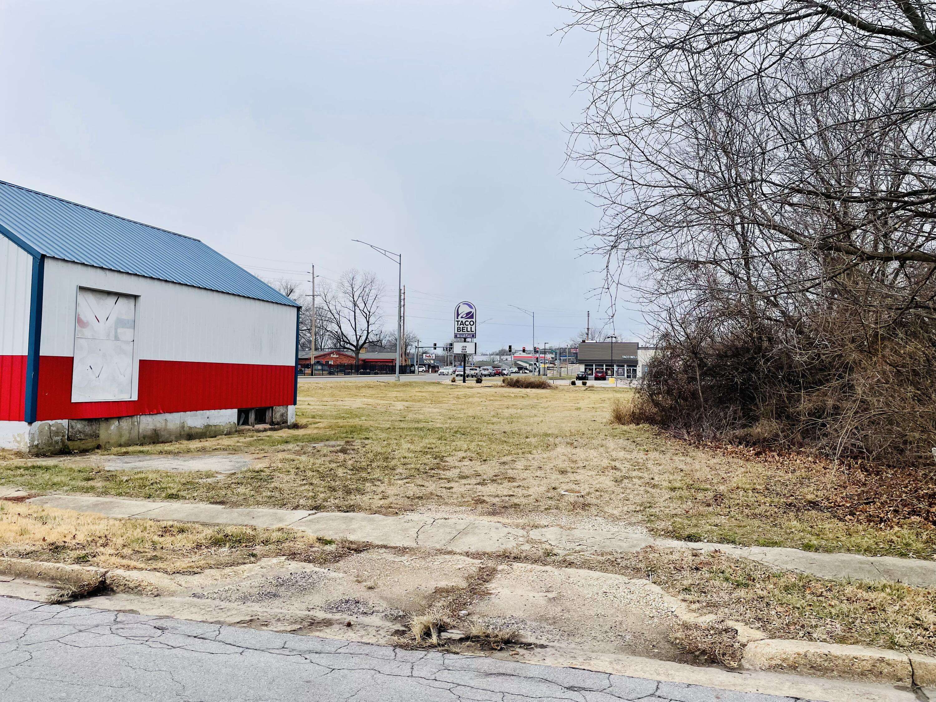 Rolla, MO 65401,100 Highway 72 W