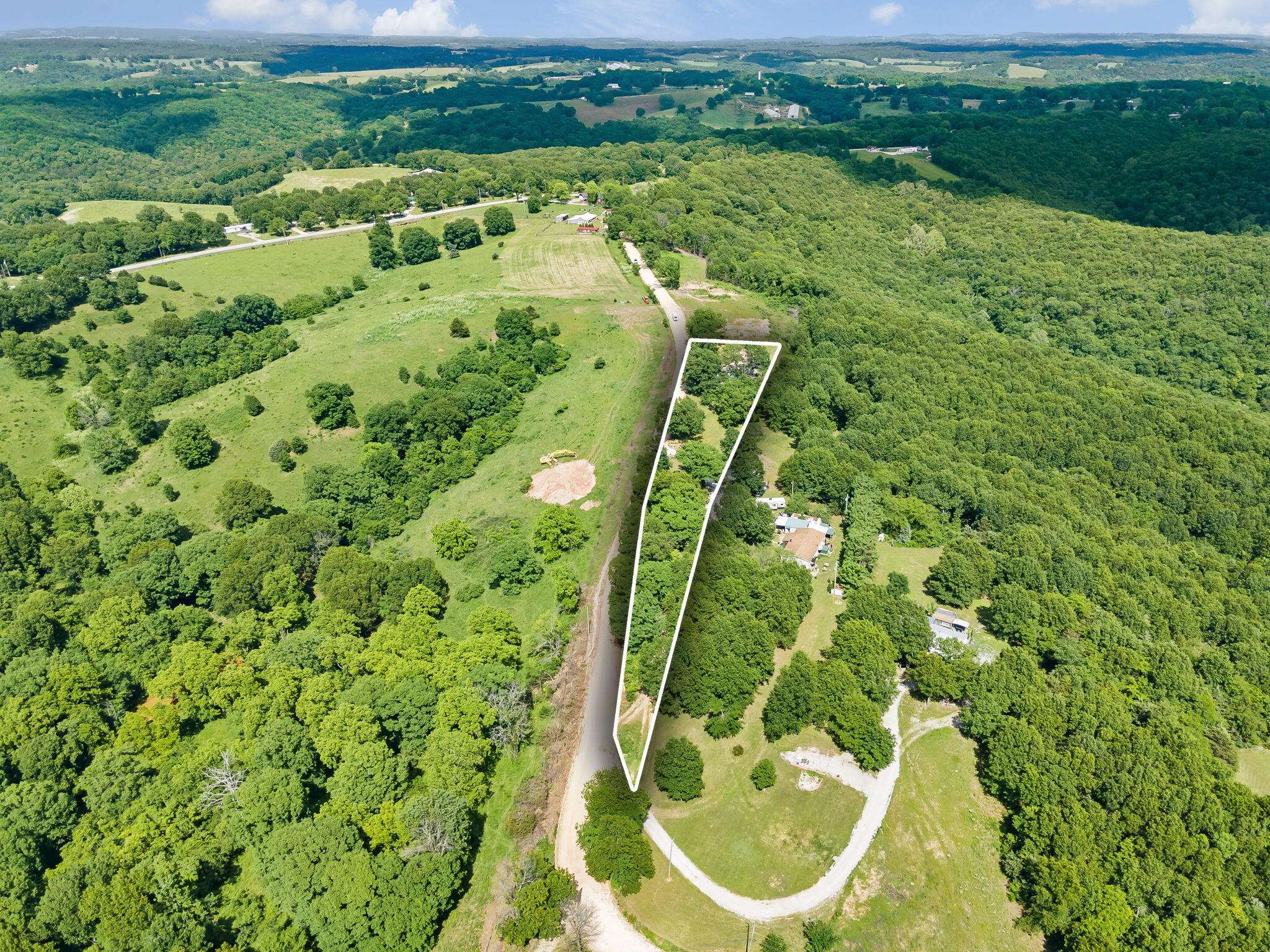 Omaha, AR 72662,16778 Old Cricket Road