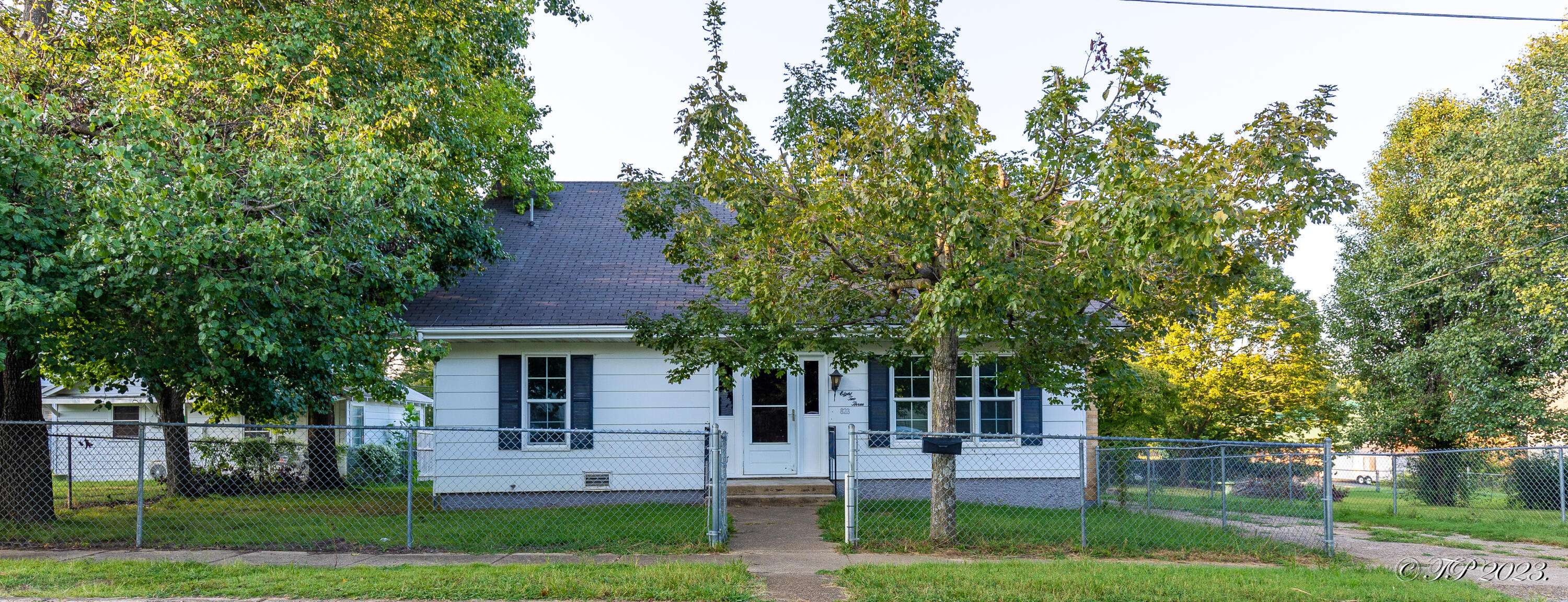 West Plains, MO 65775,823 W Leyda Avenue
