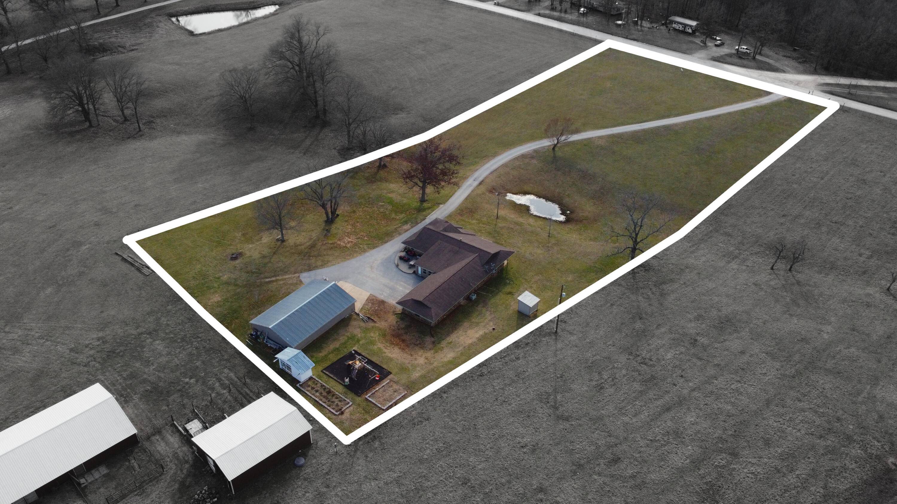 Pea Ridge, AR 72751,17169 White Oak Ridge Road