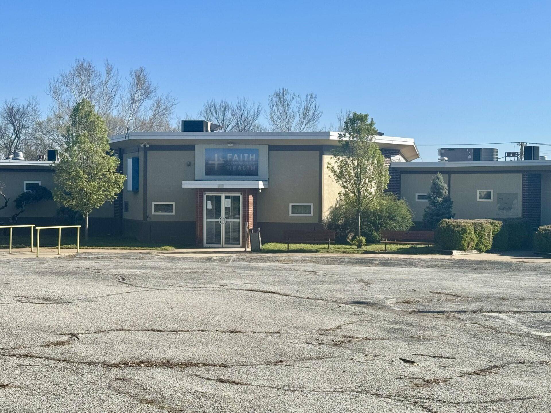 Branson, MO 65616,610 S 6th Street