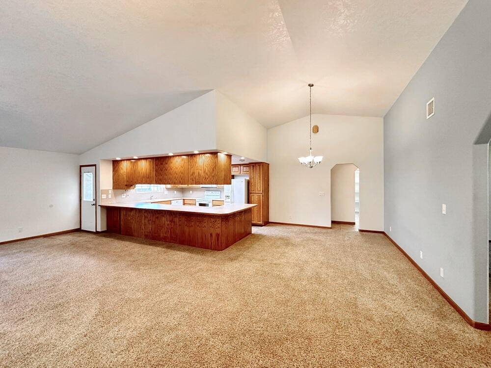 El Dorado Springs, MO 64744,2564 S 365 Road