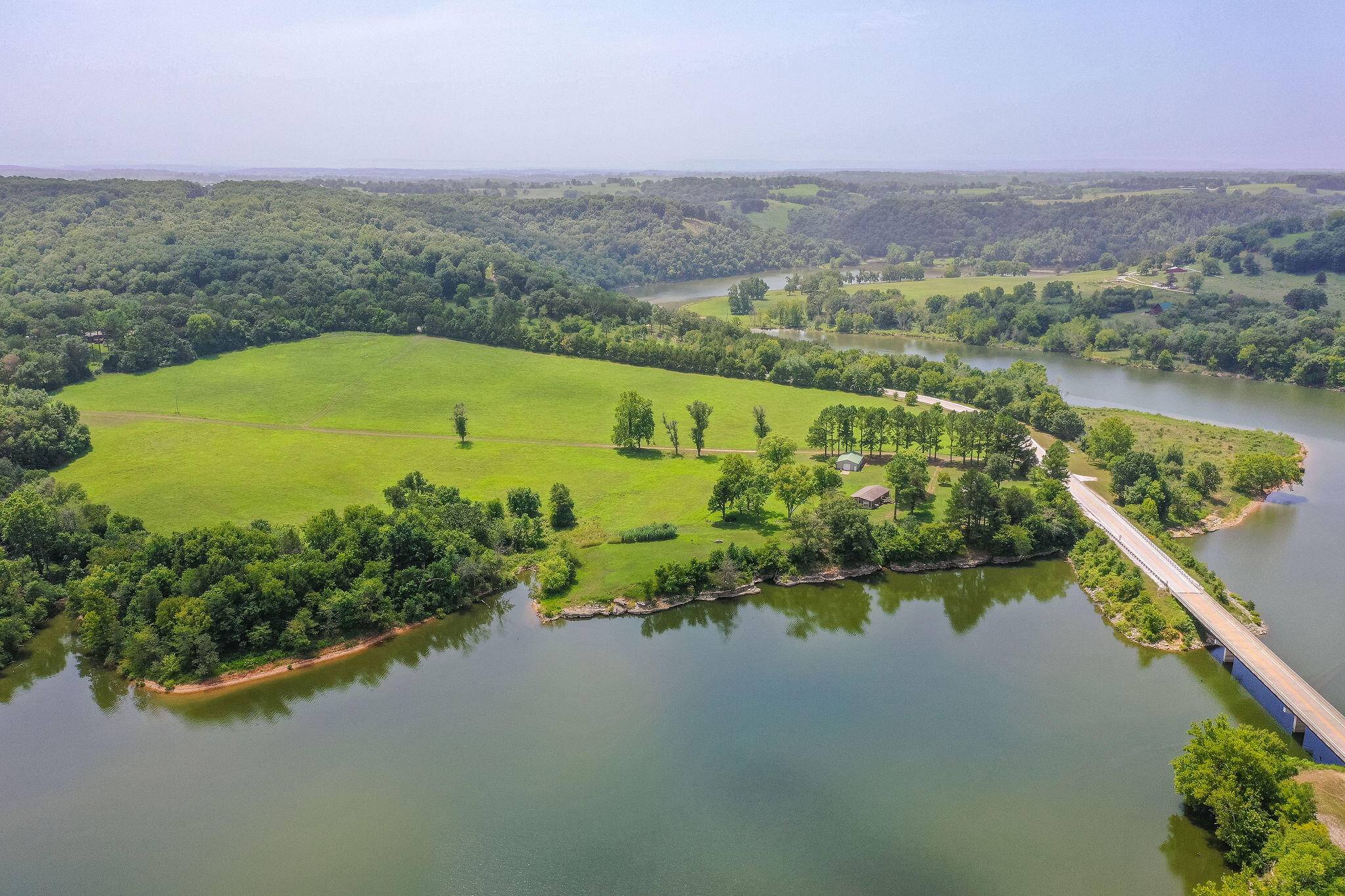 Green Forest, AR 72638,14889 Highway 311