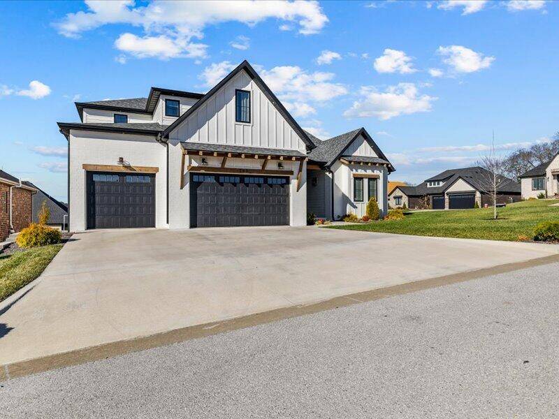 Springfield, MO 65809,703 S Hickory Drive