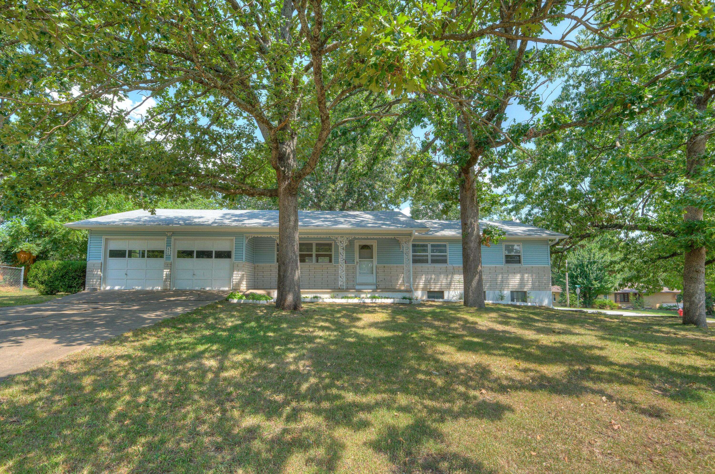 Neosho, MO 64850,600 Gooch Road