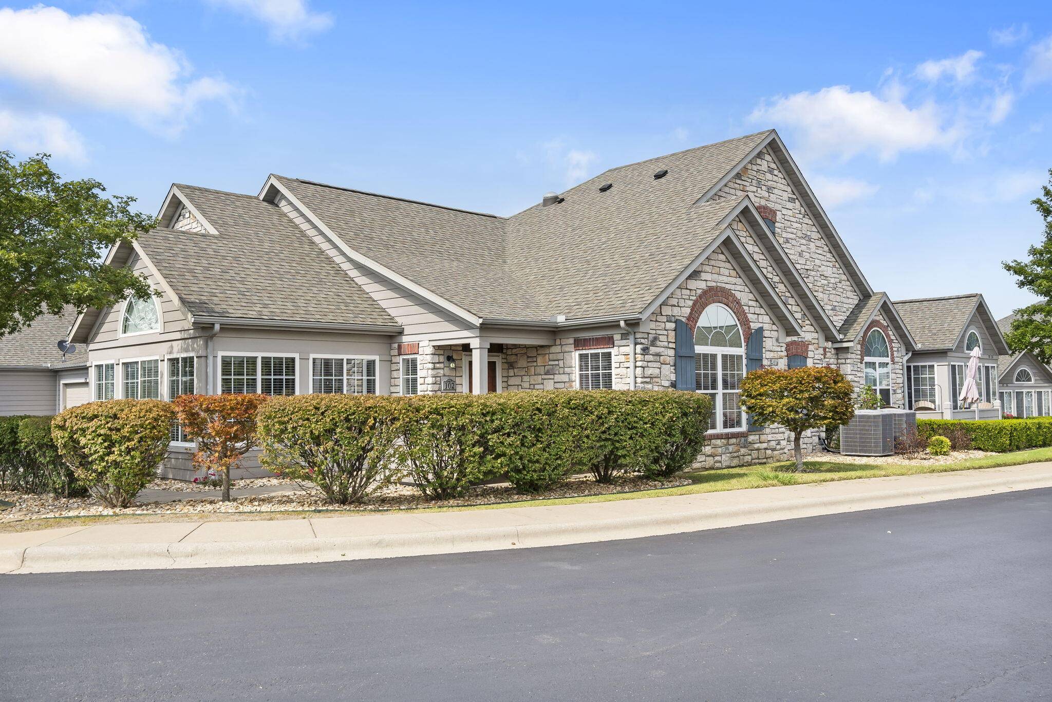 Branson, MO 65616,102 Rue De Villas Circle