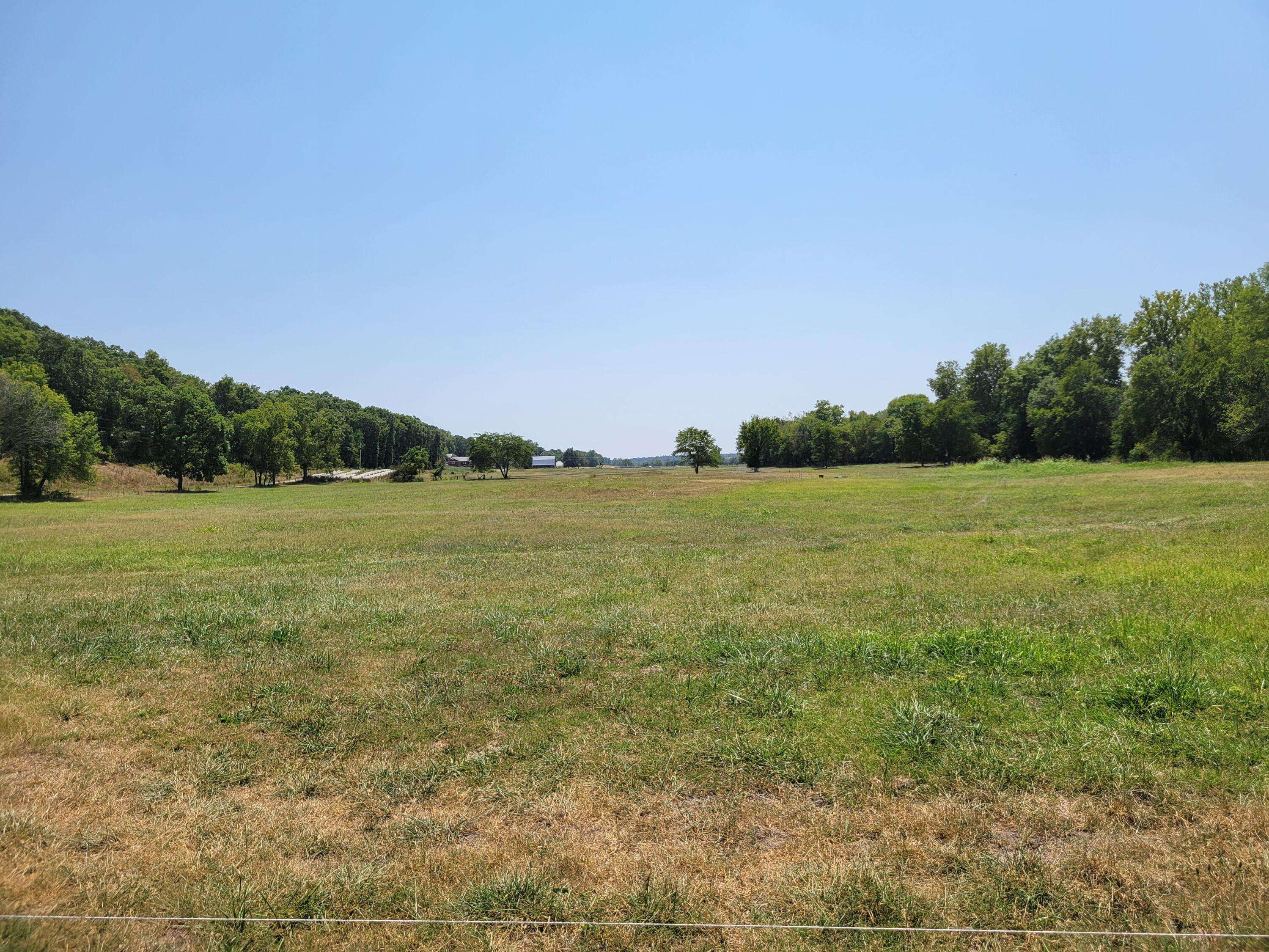 Exeter, MO 65647,13735 Farm Road 1040