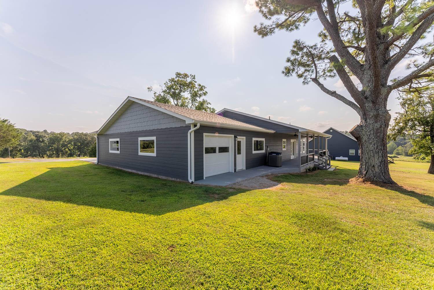 Mammoth Spring, AR 72554,631 Spring Valley Drive