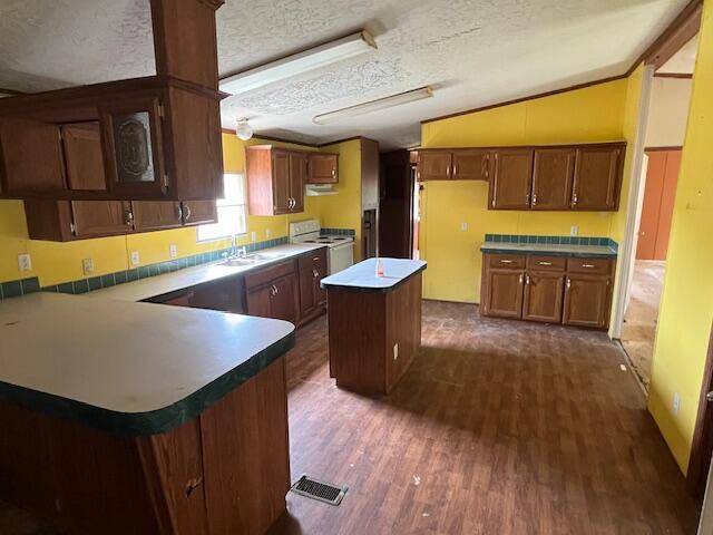 Billings, MO 65610,204 Pin Oak Lane