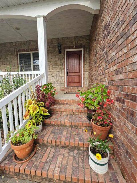 West Plains, MO 65775,9162 County Road 9090