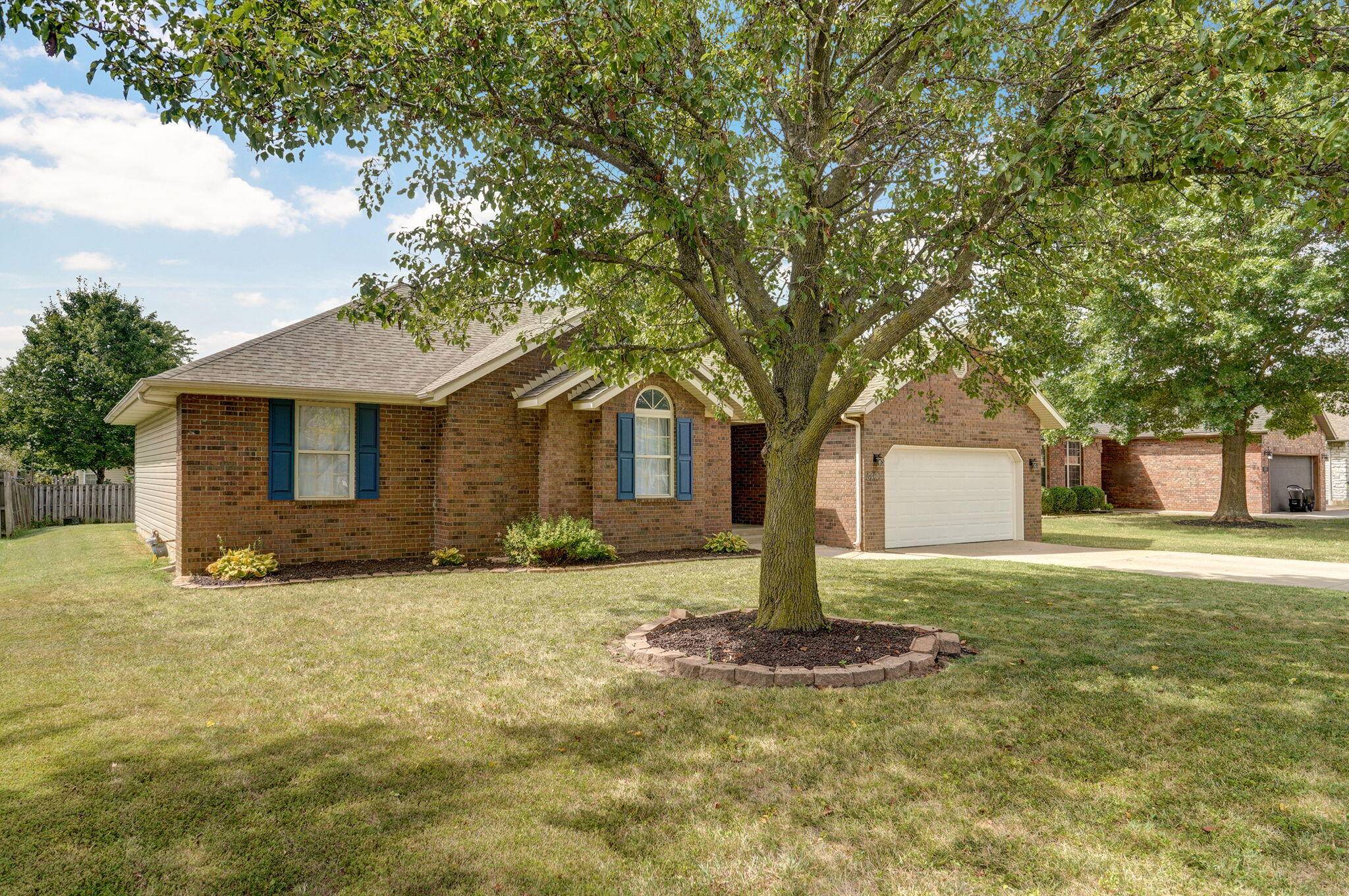 Battlefield, MO 65619,5101 S Red Oak Street
