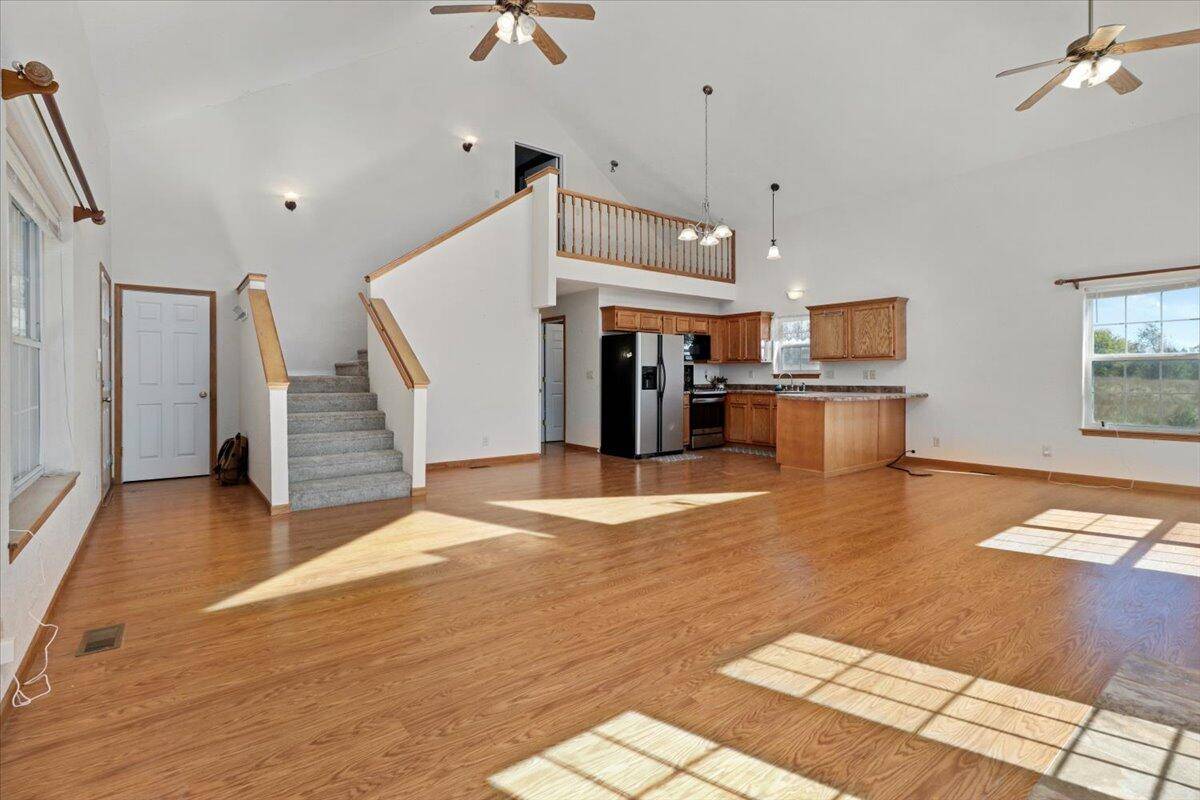 West Plains, MO 65775,7098 County Road 1320