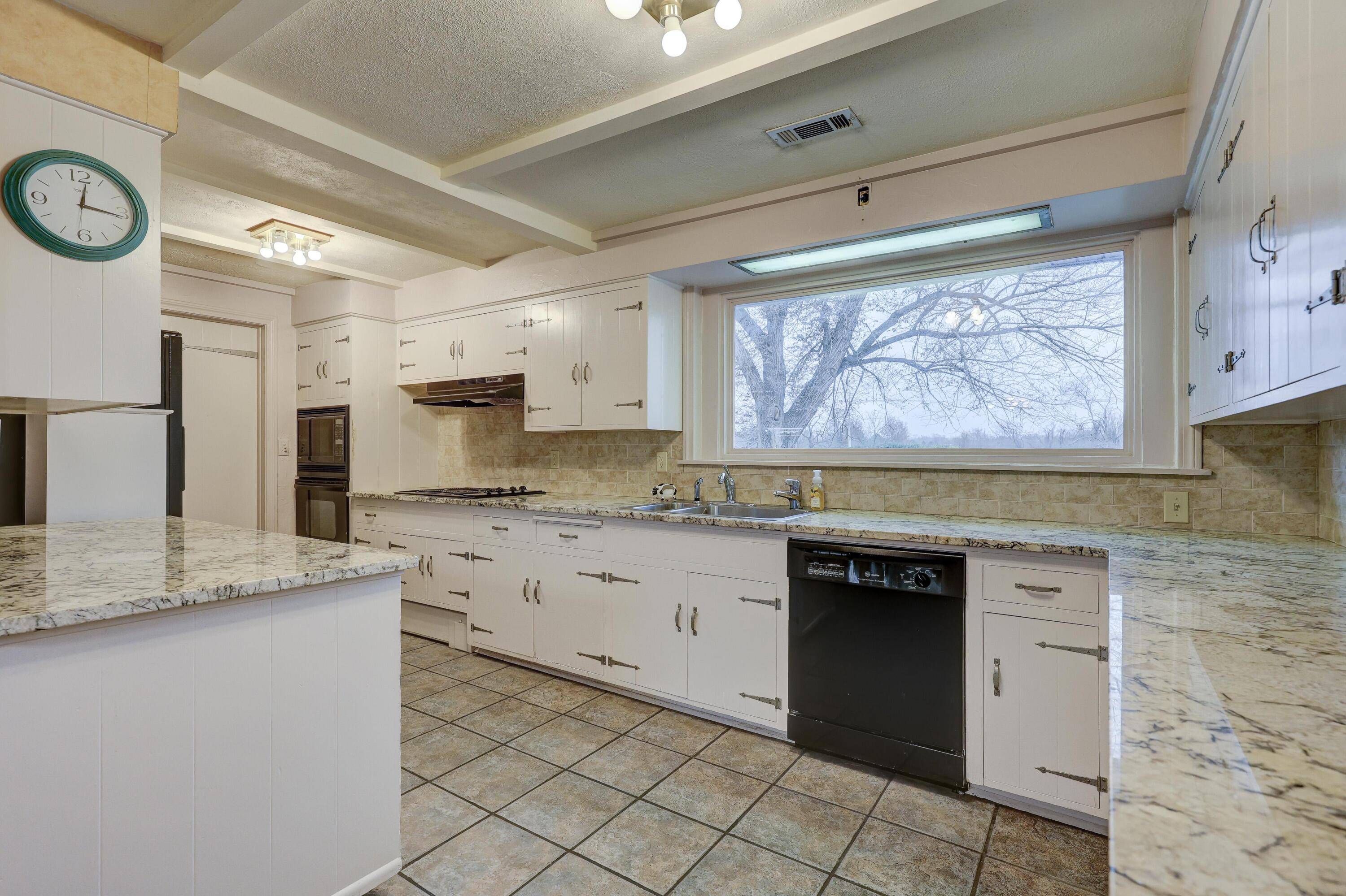 Joplin, MO 64801,25399 Demott Drive