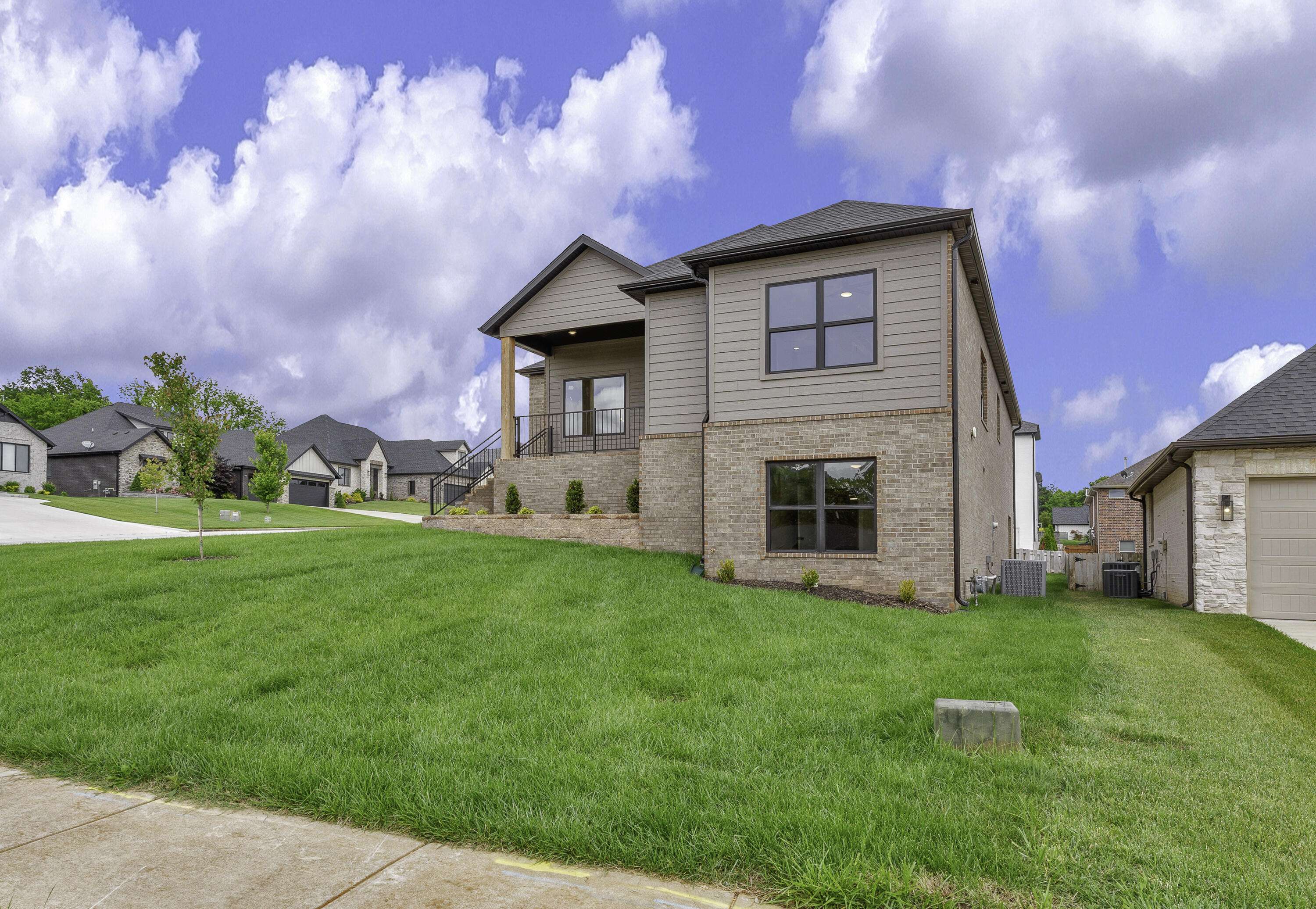 Springfield, MO 65809,702 S Thornridge Drive