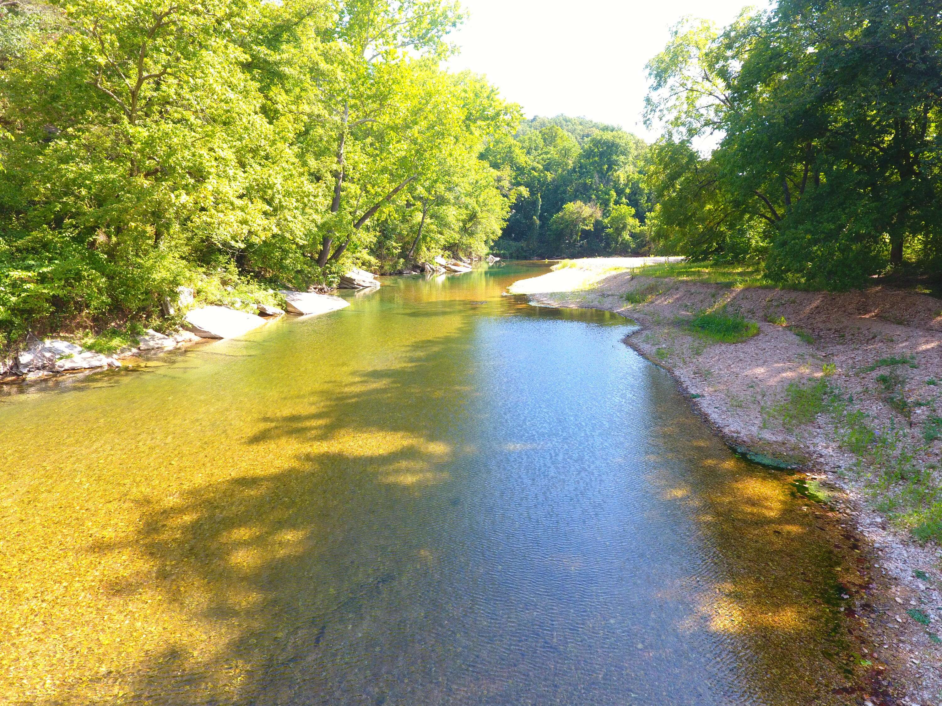 Powell, MO 65730,21.2 Acres Mikes Creek Road