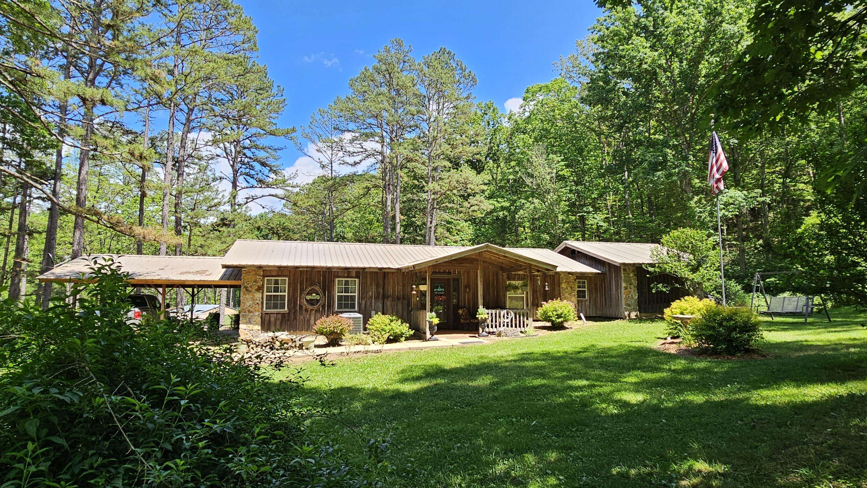 Vanzant, MO 65768,37286 County Road Ee-270
