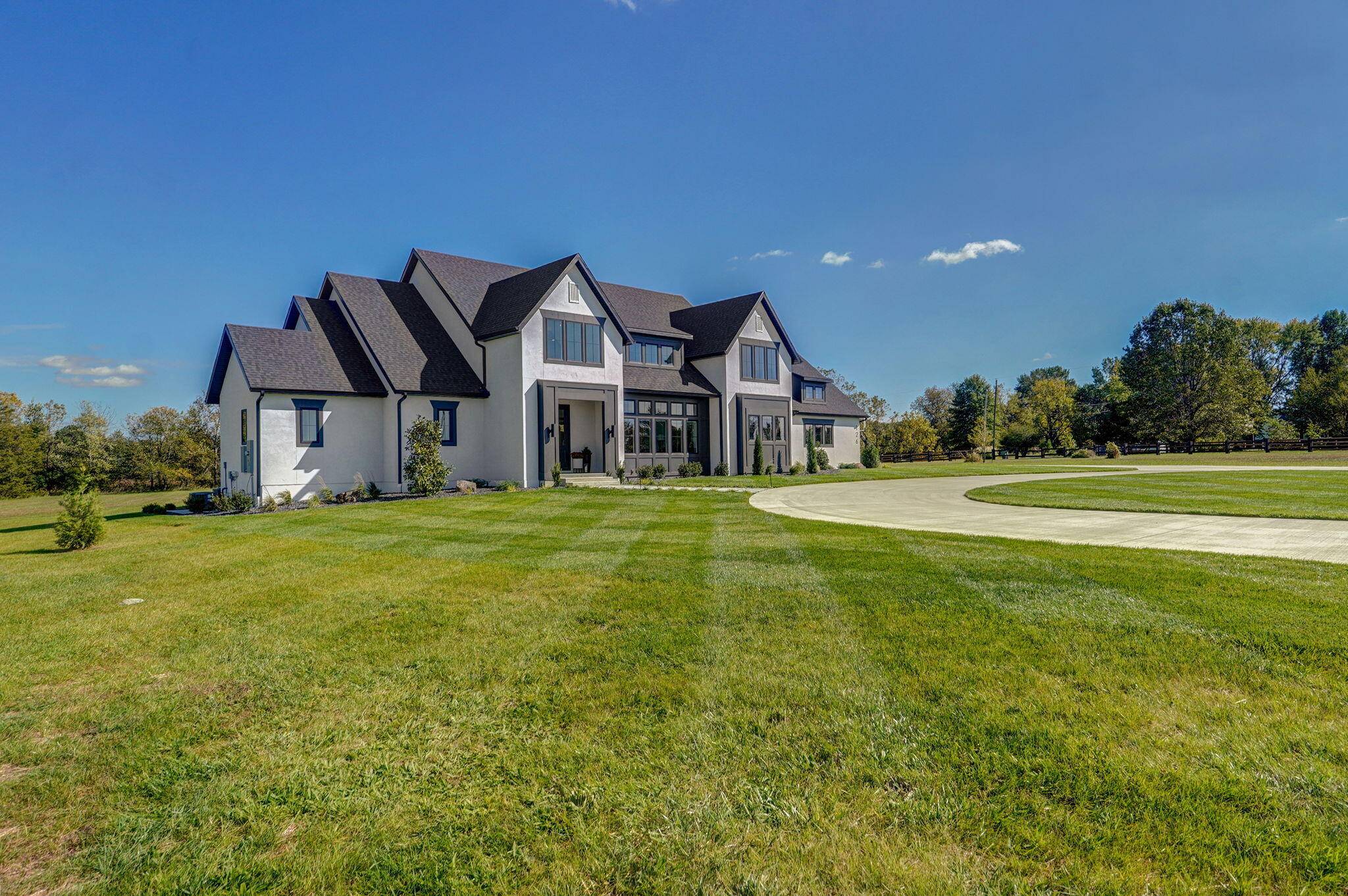 Ozark, MO 65721,126 E Wisteria Lane