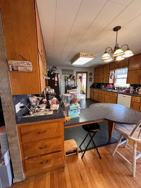 Mountain View, MO 65548,123 E 3rd Street