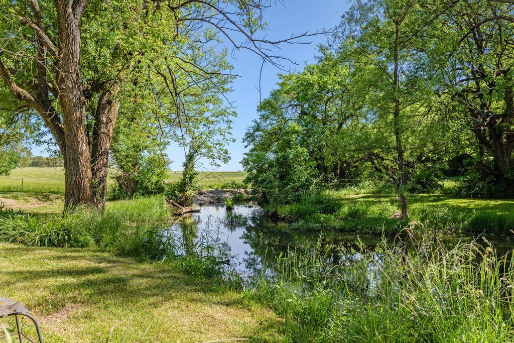 Billings, MO 65610,524 Twin Lakes Drive