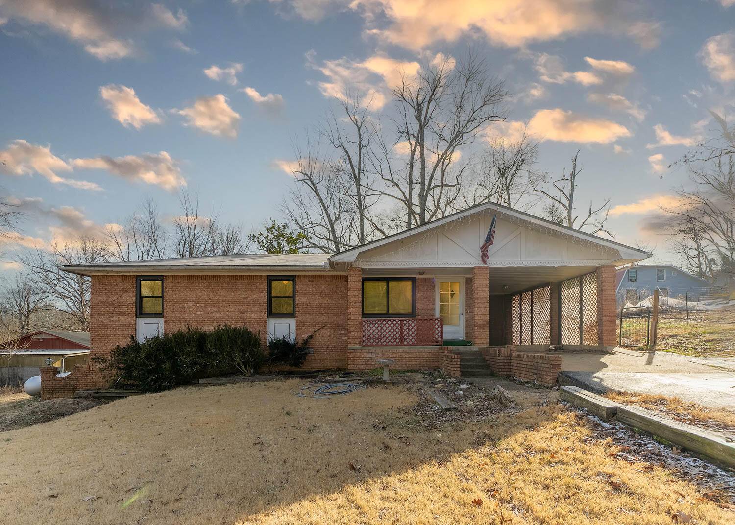 Thayer, MO 65791,777 County Road 393