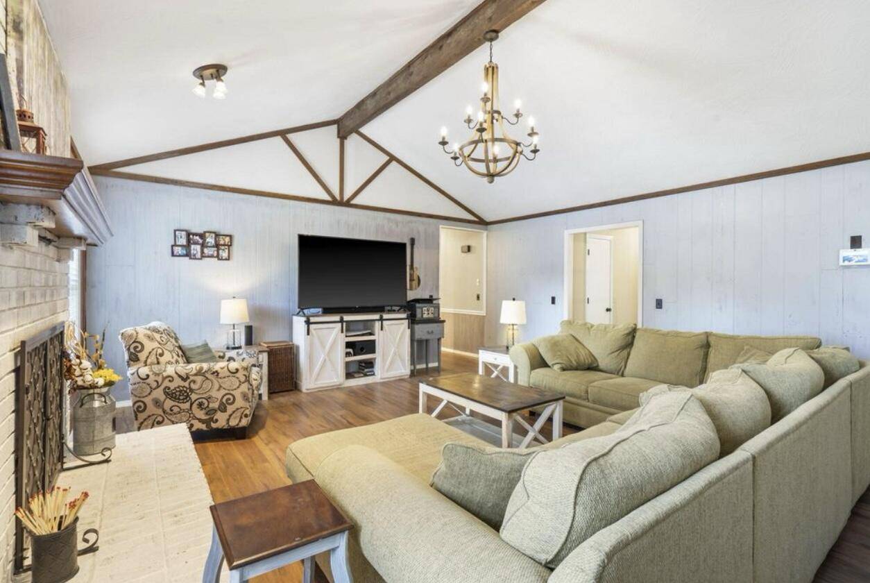 Nixa, MO 65714,108 W Lorene Street