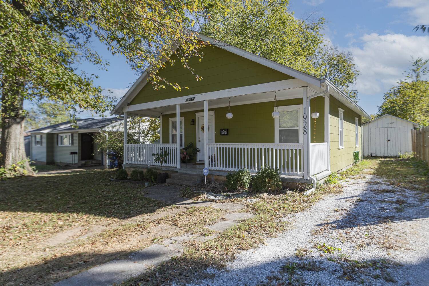 Springfield, MO 65802,1928 W Olive Street