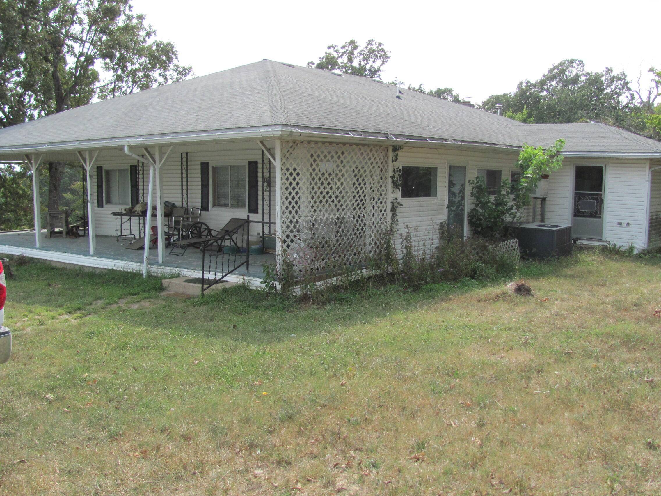 Halfway, MO 65663,4903 S 230th Road