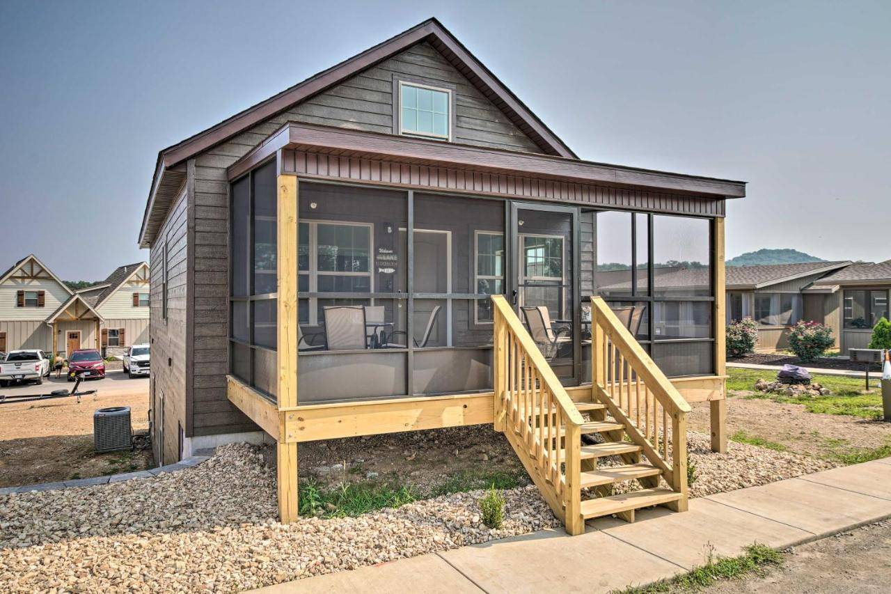 Lampe, MO 65681,4656 State Highway H #8