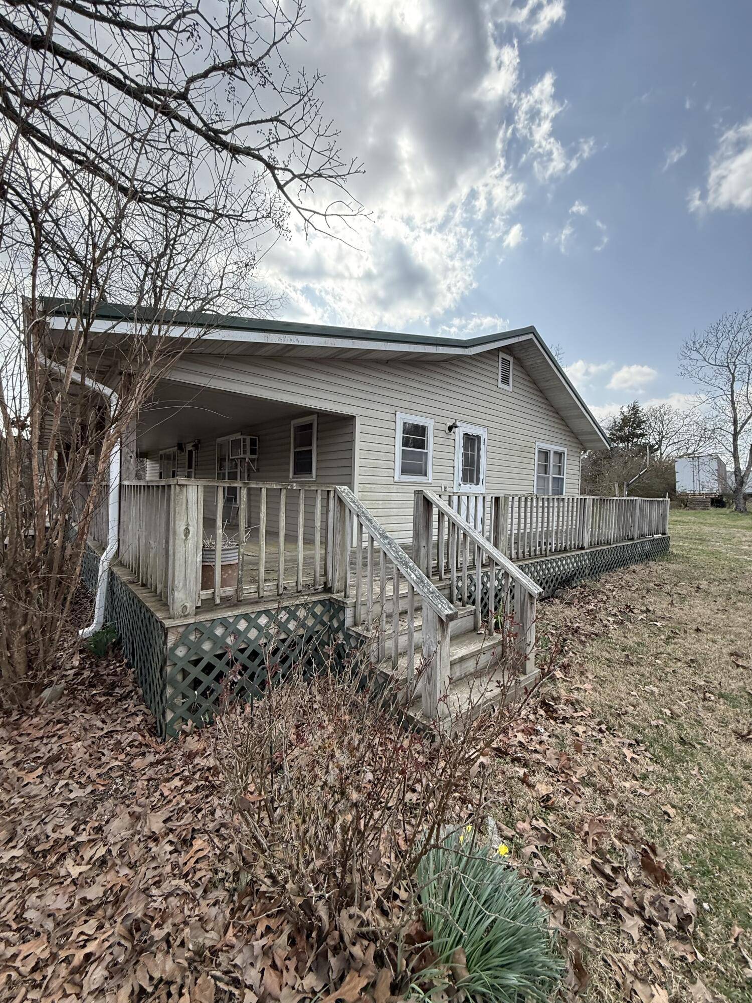 Gainesville, MO 65655,541 County Road 806