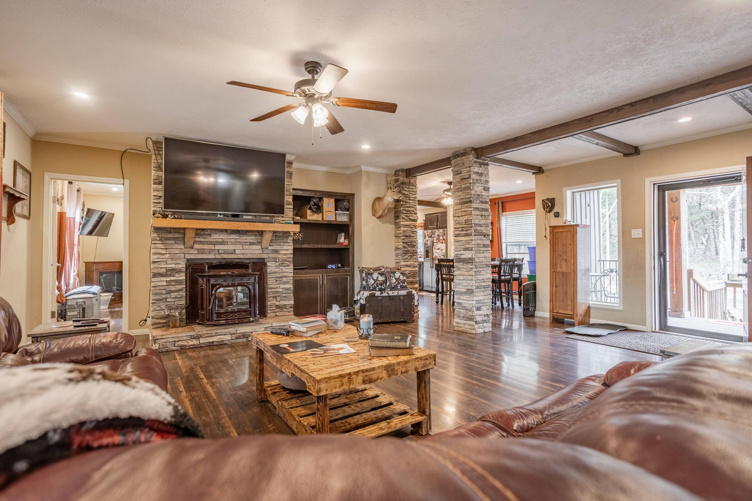 Walnut Grove, MO 65770,7098 N Farm Road 53