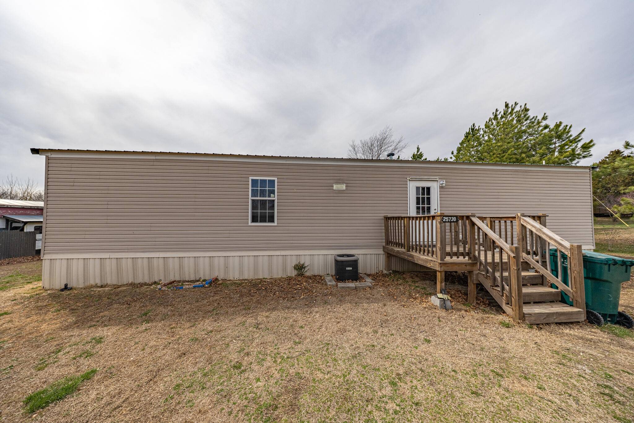 Urbana, MO 65767,25730 Swan Lane