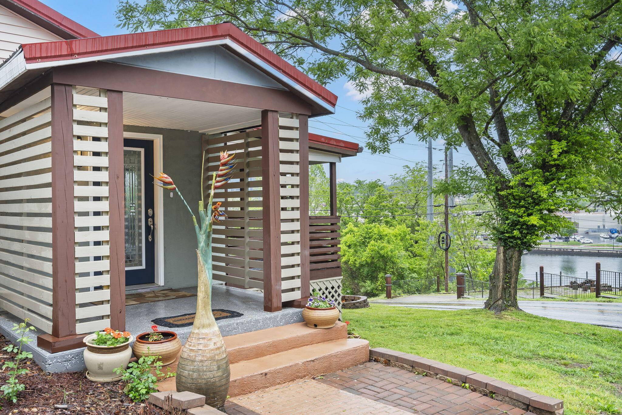 Branson, MO 65616,622 Lake Shore Drive