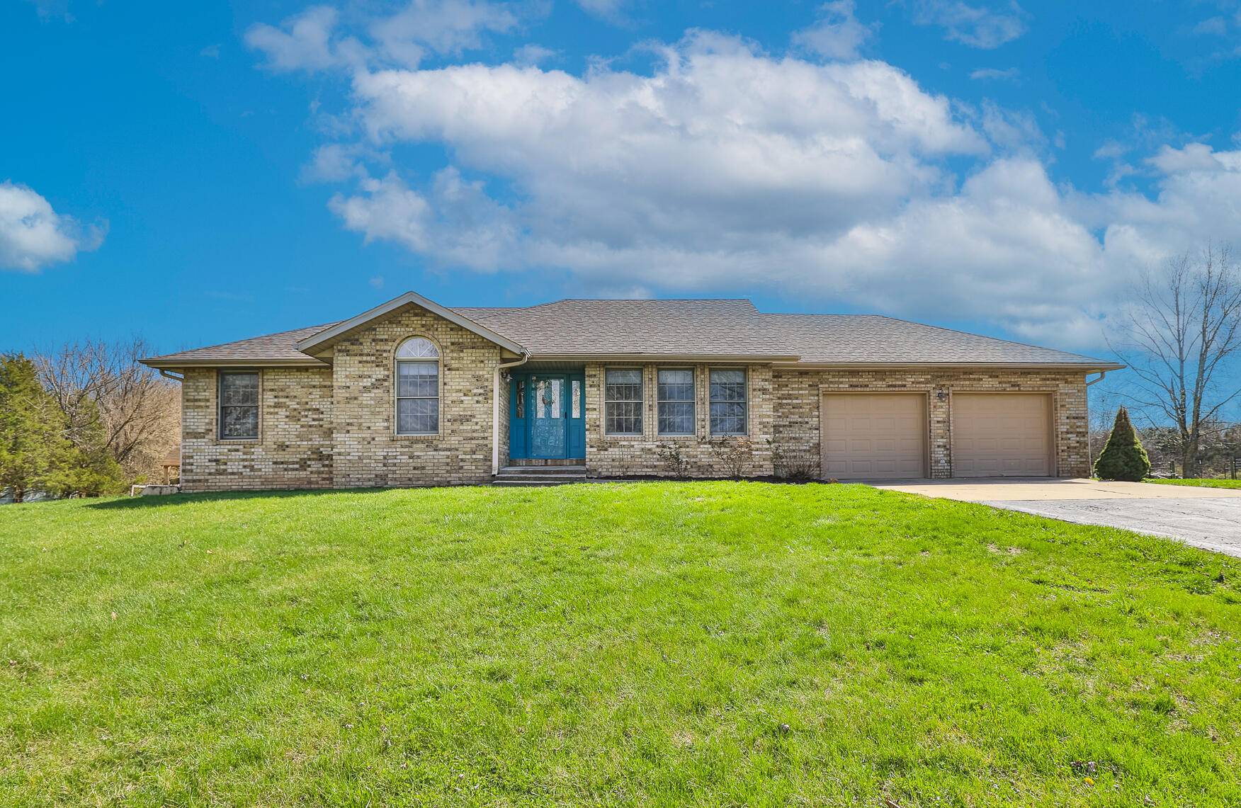 Ozark, MO 65721,1896 Old Prospect Road