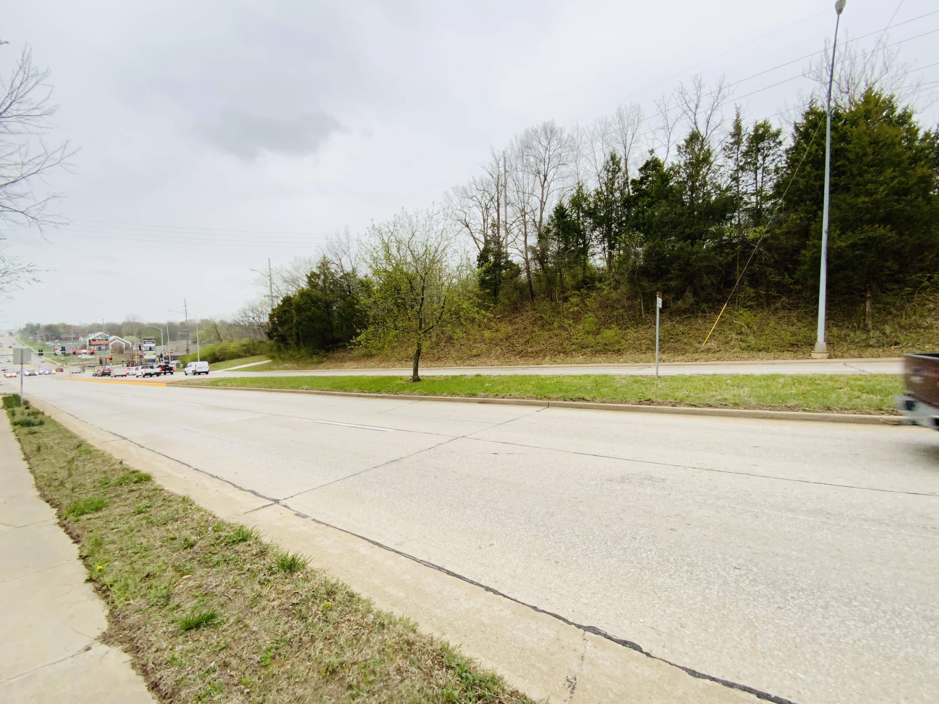 Springfield, MO 65804,2700 E Battlefield Road