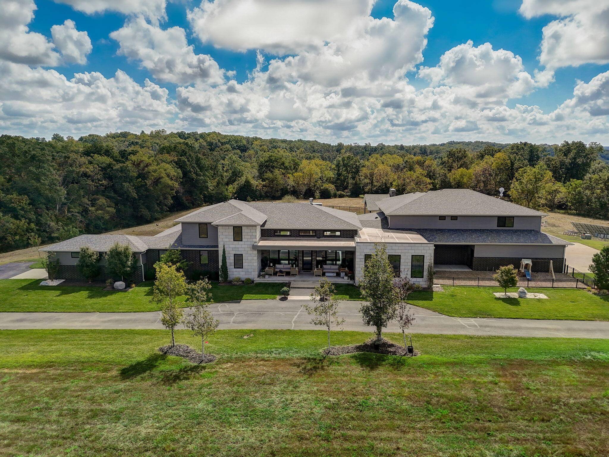 Nixa, MO 65714,1418 S Kelby Parkway