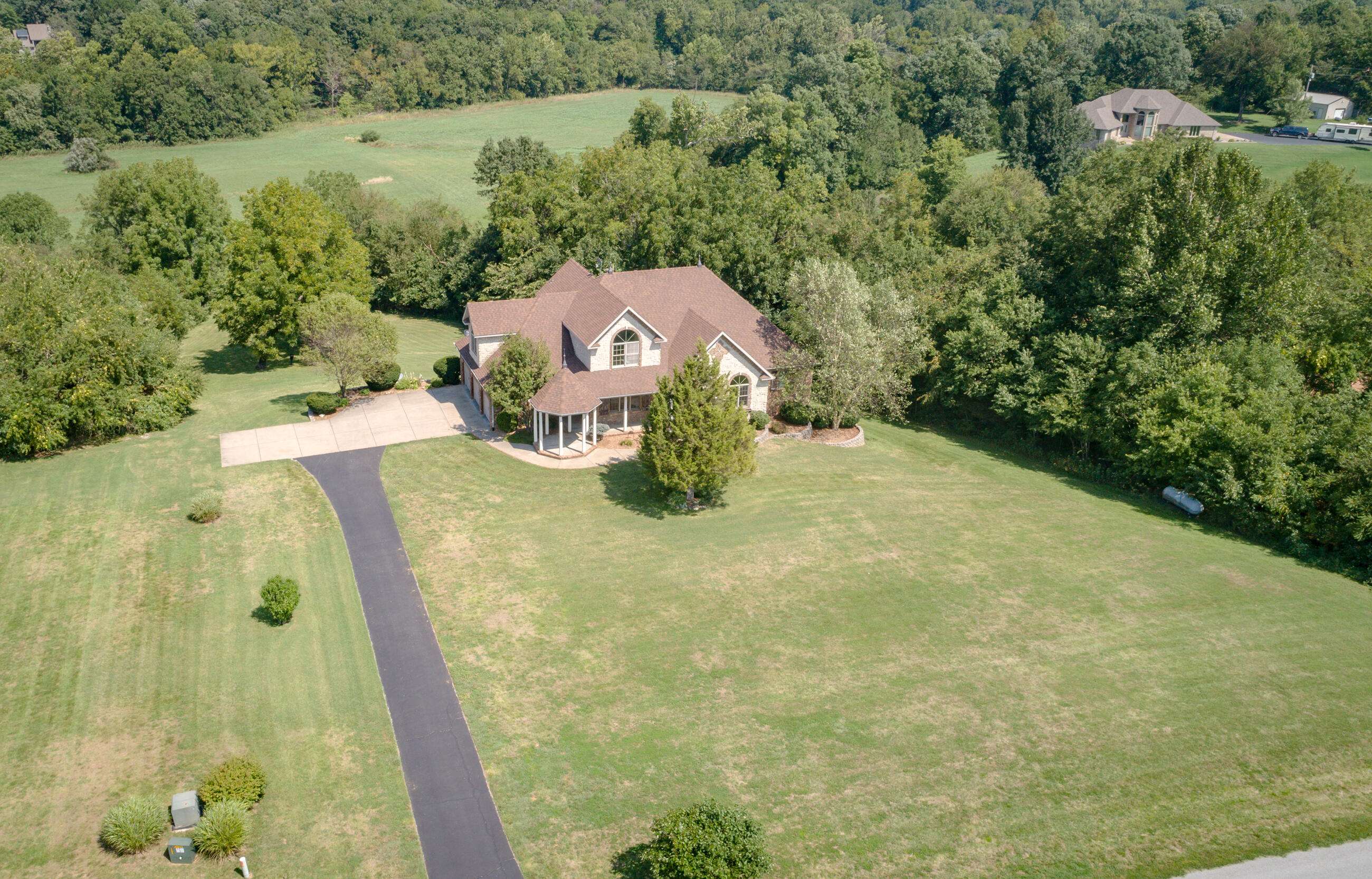 Springfield, MO 65803,1321 E River Oak Drive