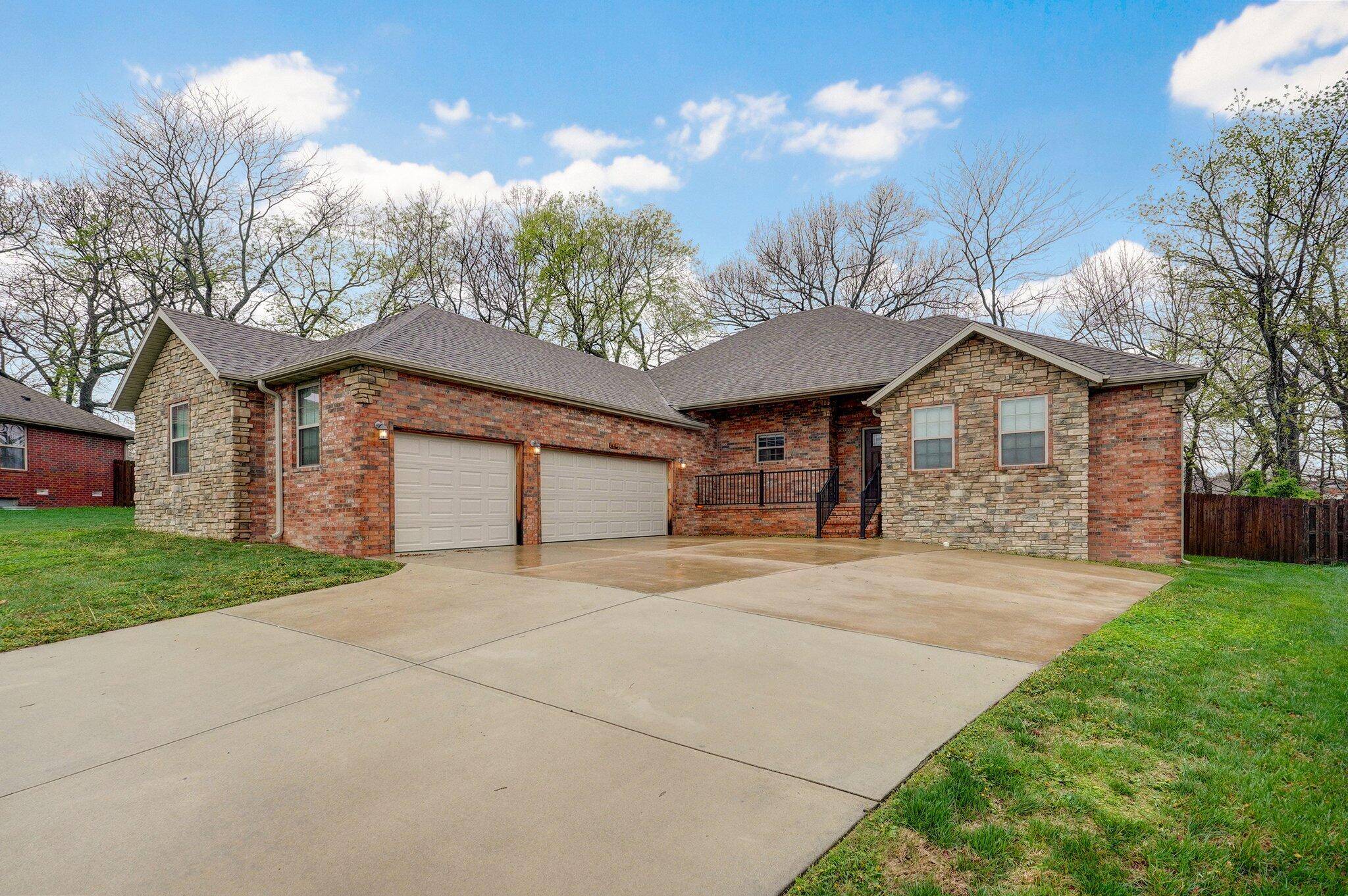 Nixa, MO 65714,605 S Jewel Court