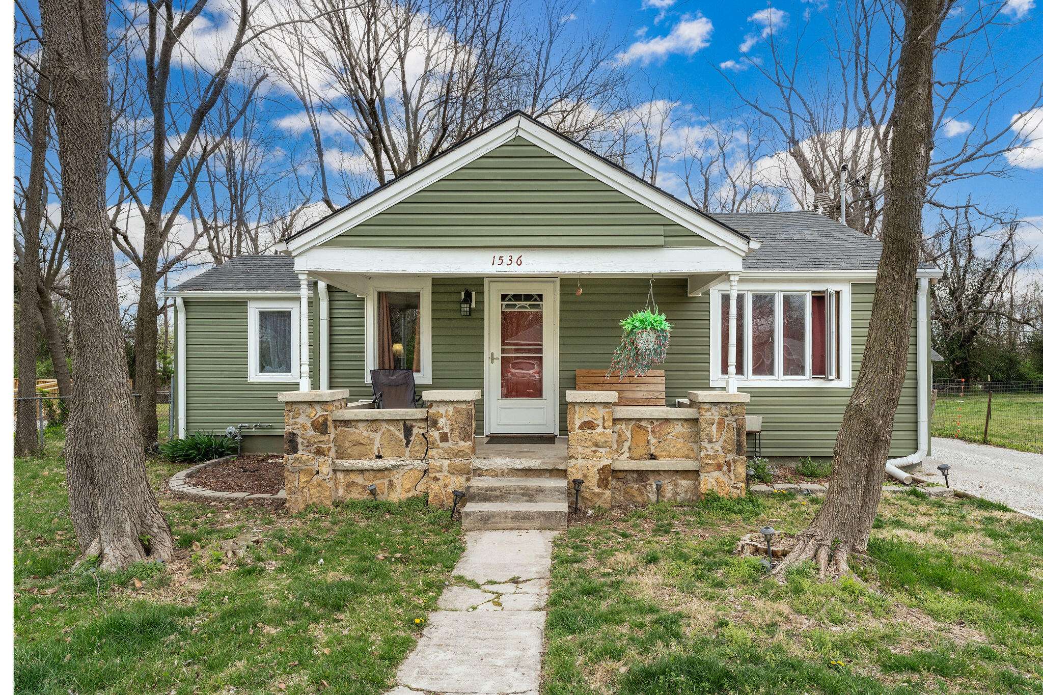 Springfield, MO 65802,1536 N Hillcrest Avenue
